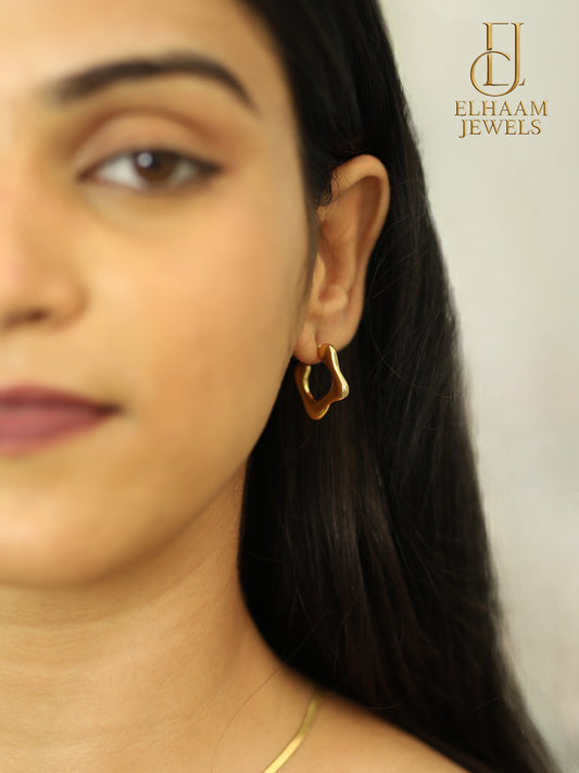 Anti-Tarnish Stainless Steel Wavy Hoop Earrings