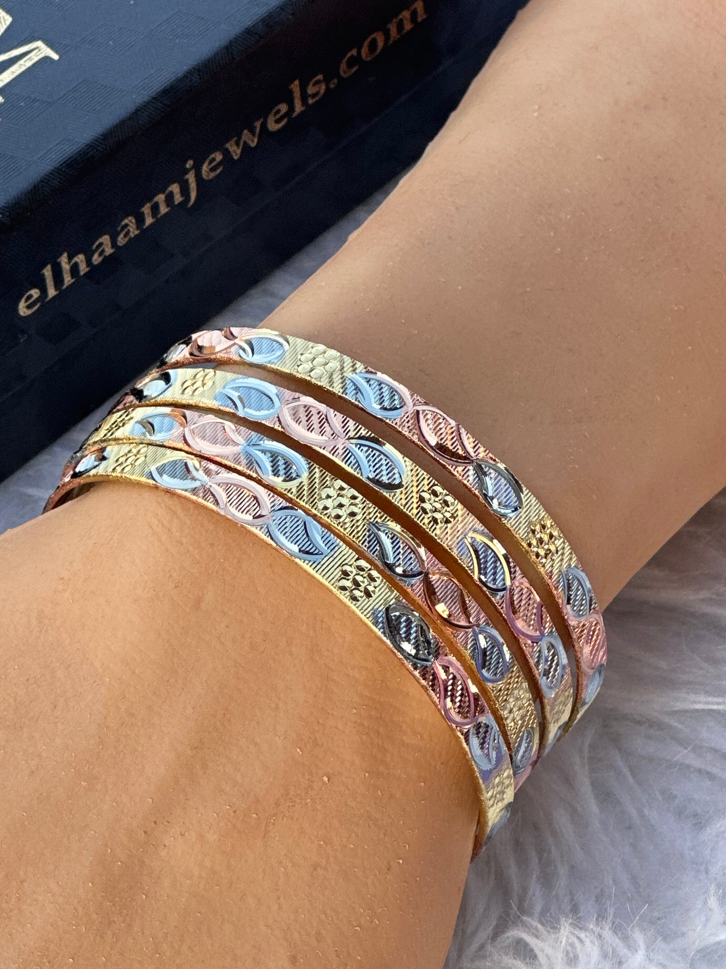 Mehfil Bangles ( set of 4 )