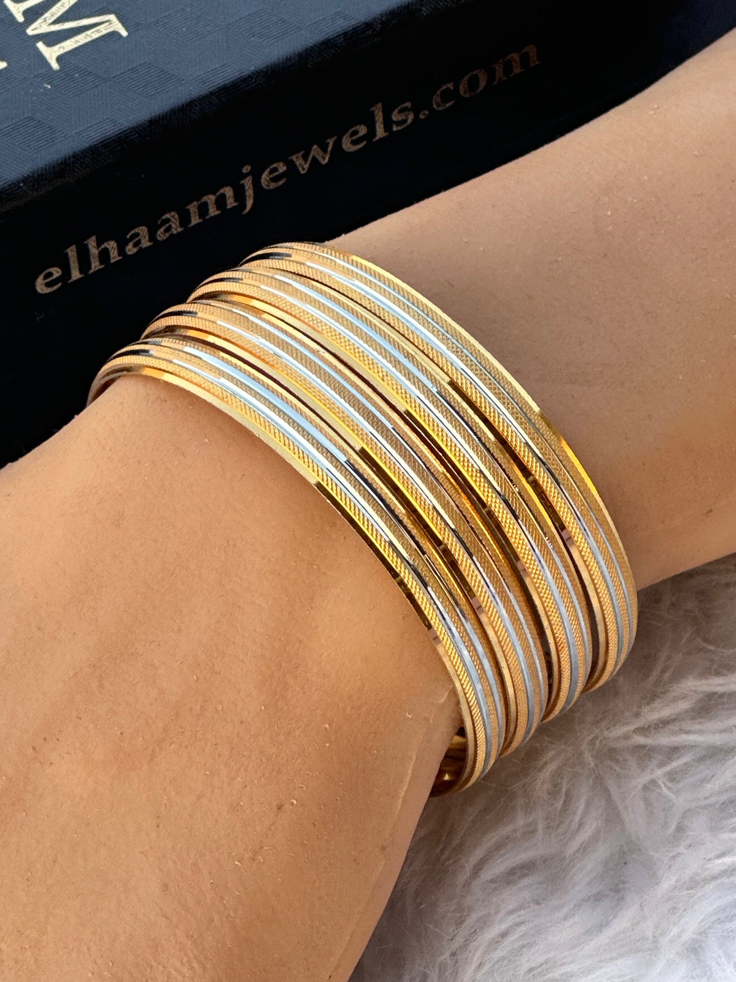 Riwaaz Bangles ( set of 4 )