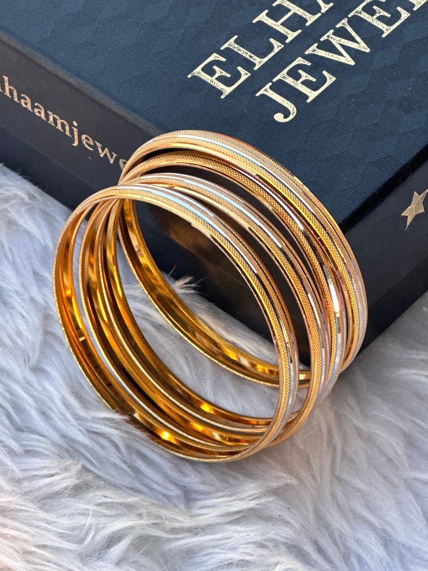Riwaaz Bangles ( set of 4 )