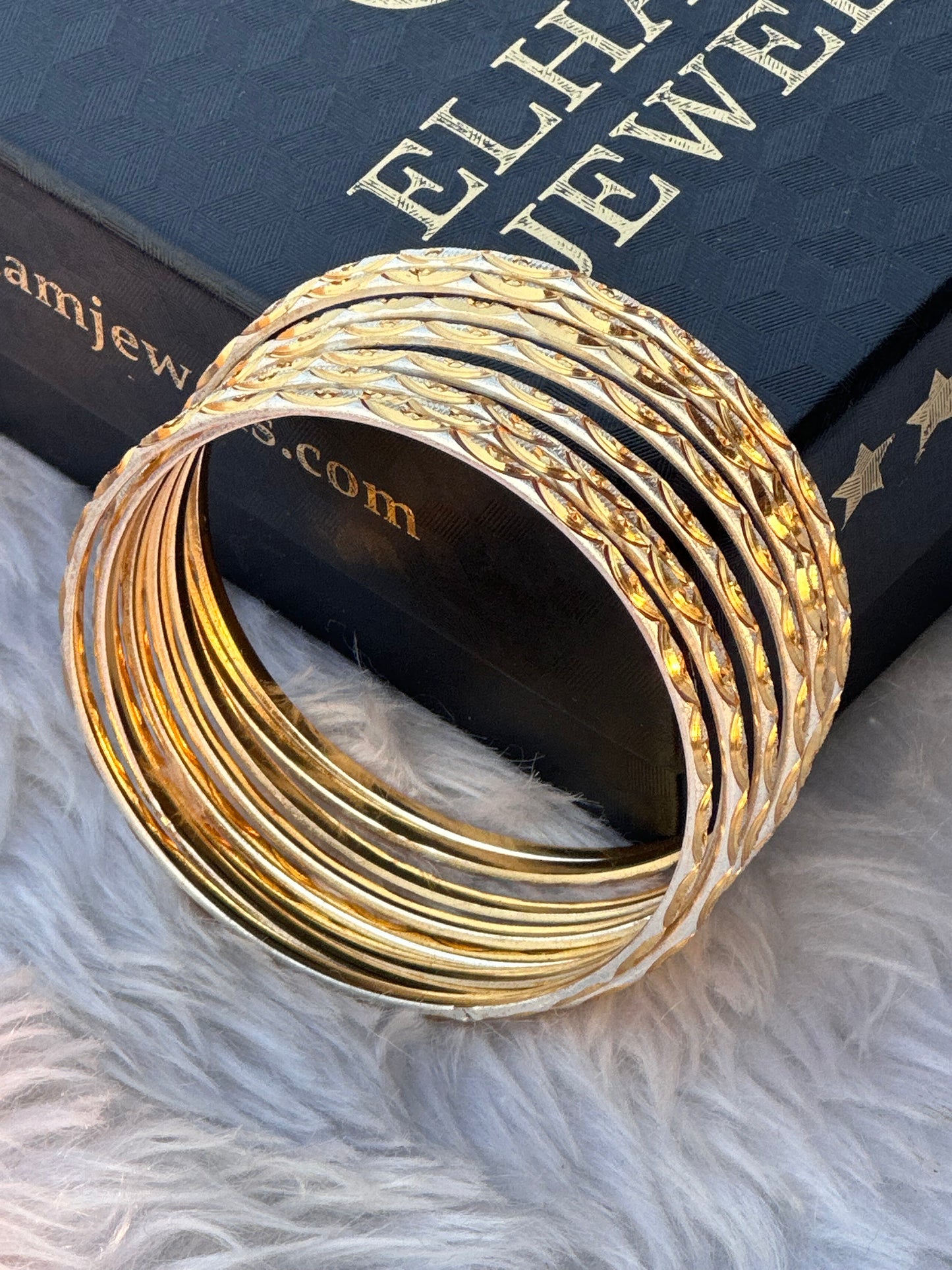 Zariya Bangles ( set of 8 )