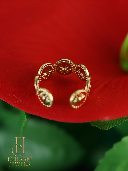 Floral Medallion Adjustable Ring (18K Gold Plated)