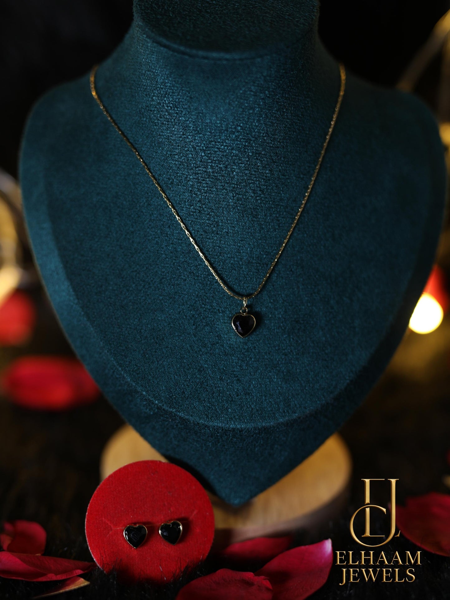 Black Heart Golden Pendant Necklace & Stud Earring Set