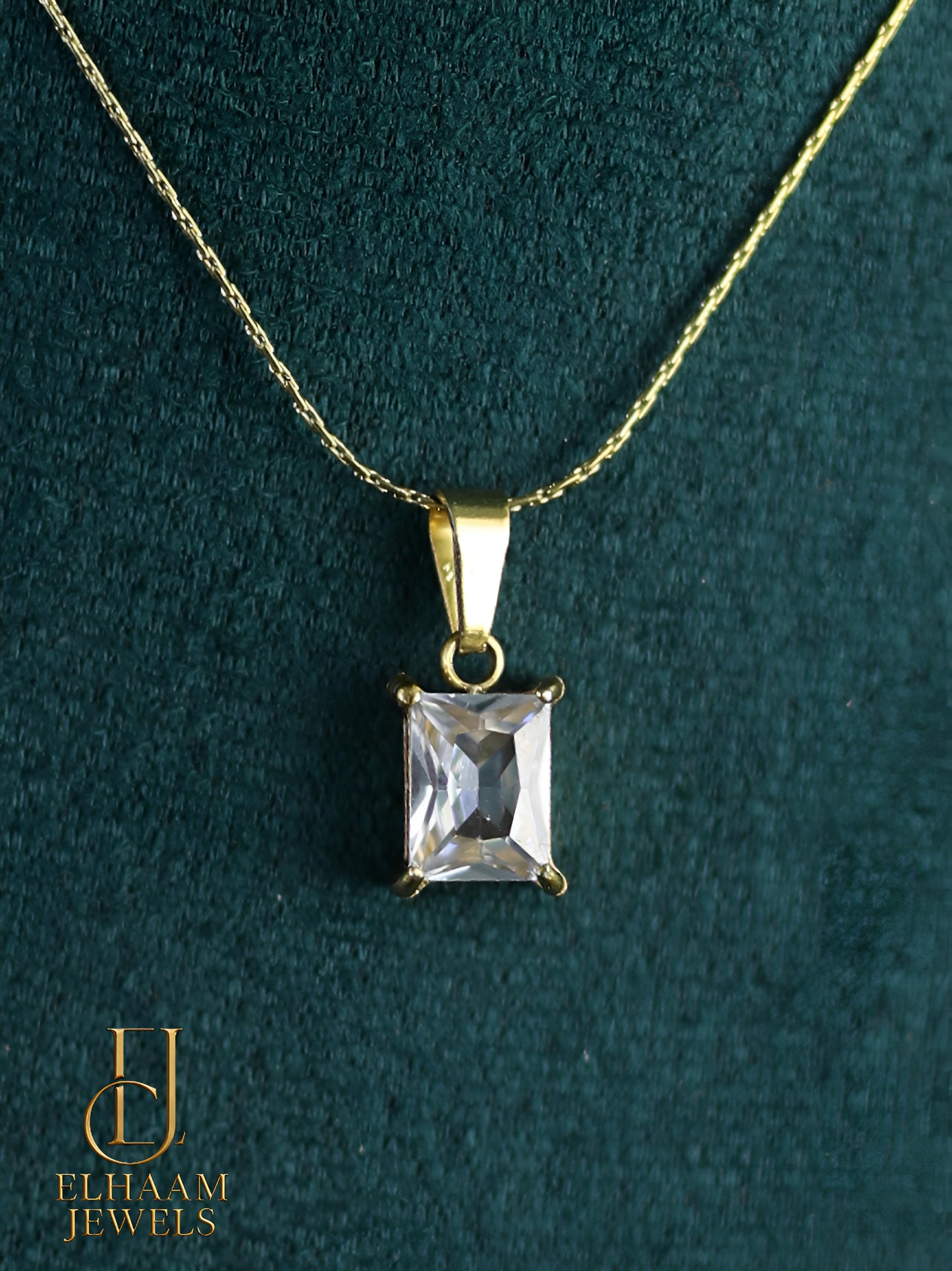 Cristal Diamond Gold Plated Necklace with Earring Set