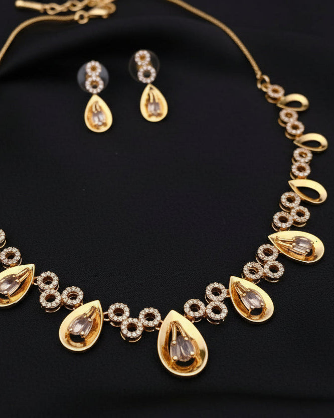 Seraphine Spark Necklace Set