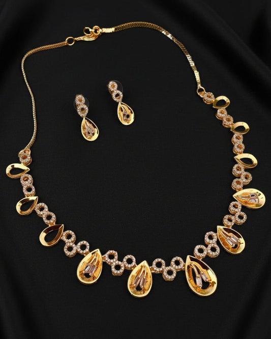 Seraphine Spark Necklace Set